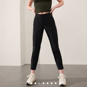 Black Athleta  Brooklyn ankle pants size 8